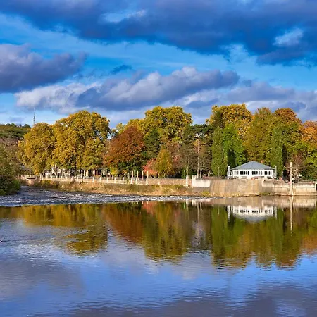 아파트 Neues Souterrain-apartment In Kurstadt 바트크로이즈나흐